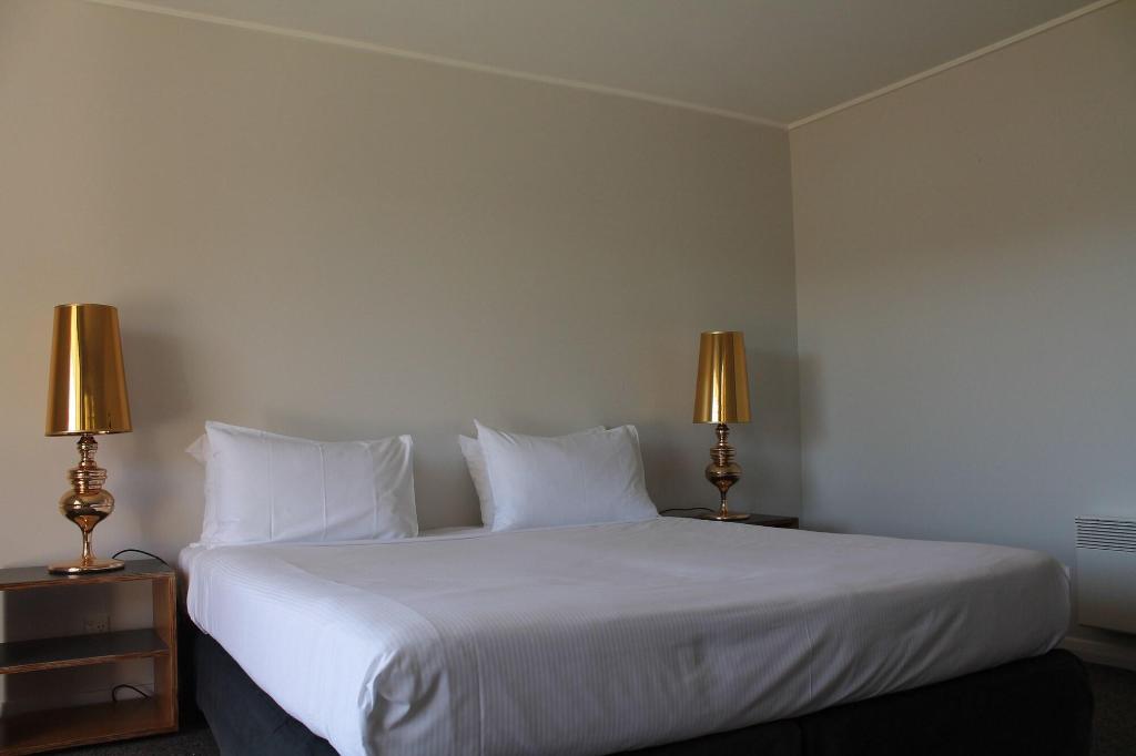 Portage Resort Hotel