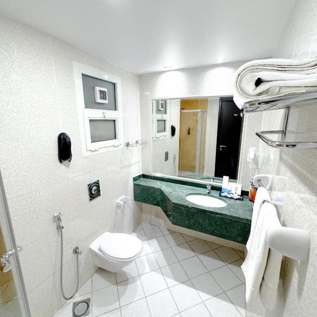 Sunday Mega Hotel photo 42