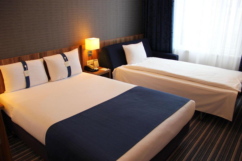 hotel-thumb