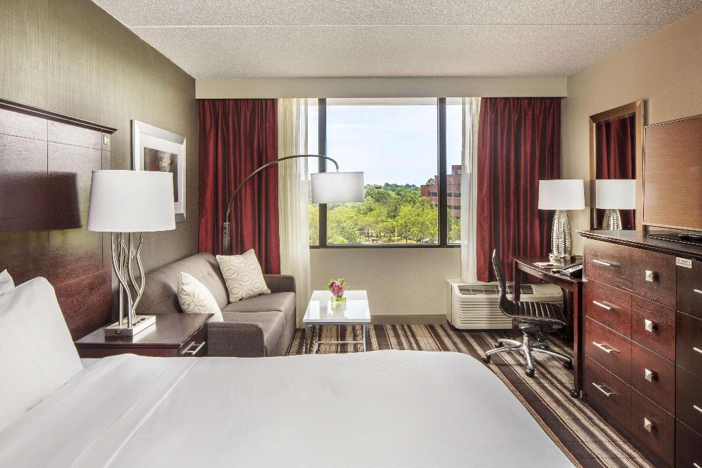 Doubletree by Hilton Largo/Washington DC