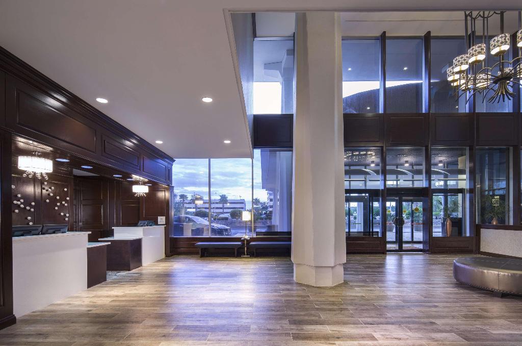 Doubletree By Hilton Hotel Jacksonville Riverfront