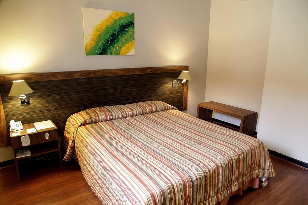 Dexter Hotel