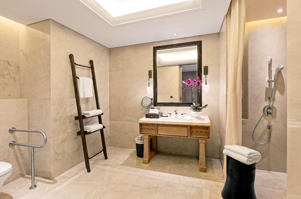 Hilton Dali Resort & Spa
