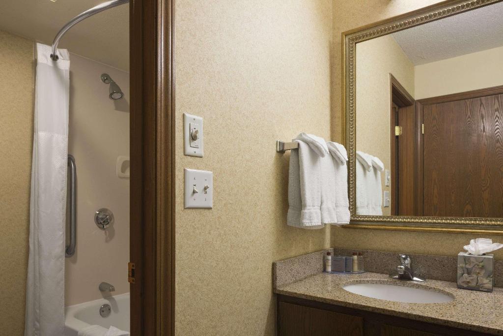 Suburban Studios Fort Wayne