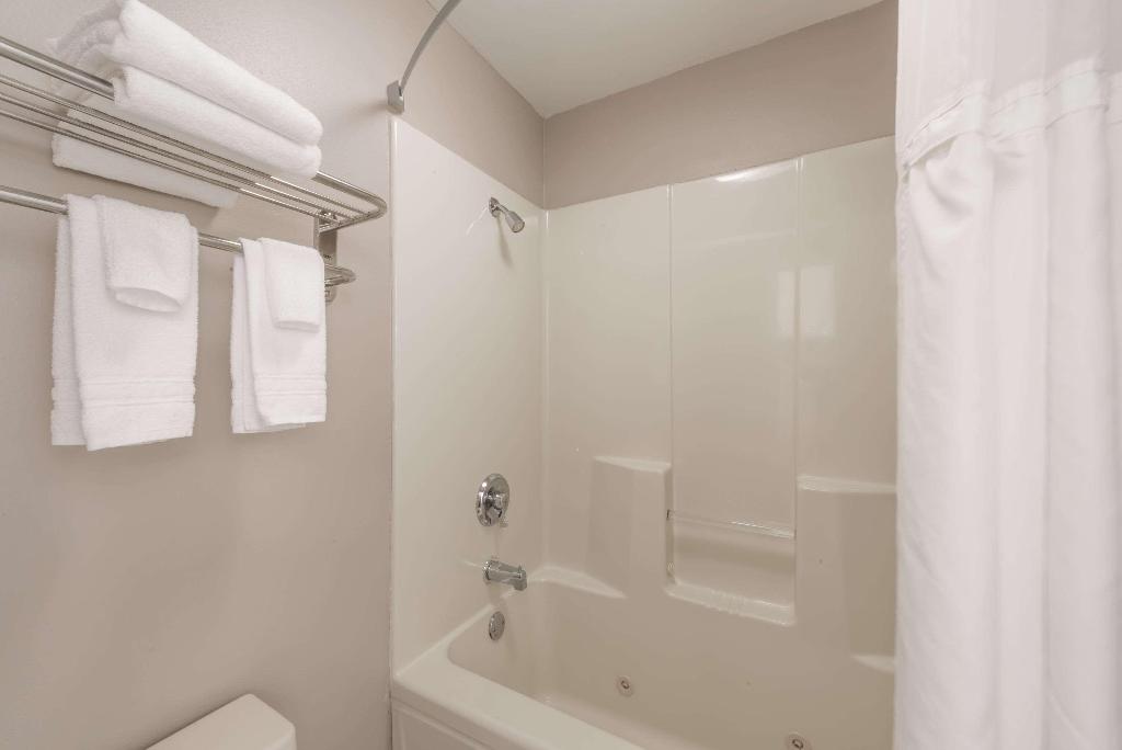 Super 8 By Wyndham Alexander City