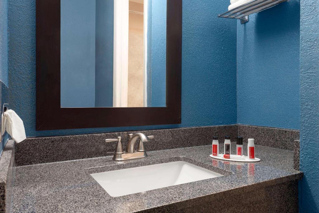 Baymont by Wyndham Muncie Ball State U