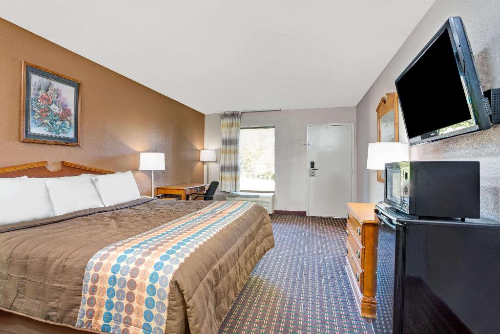 Days Inn By Wyndham Hernando