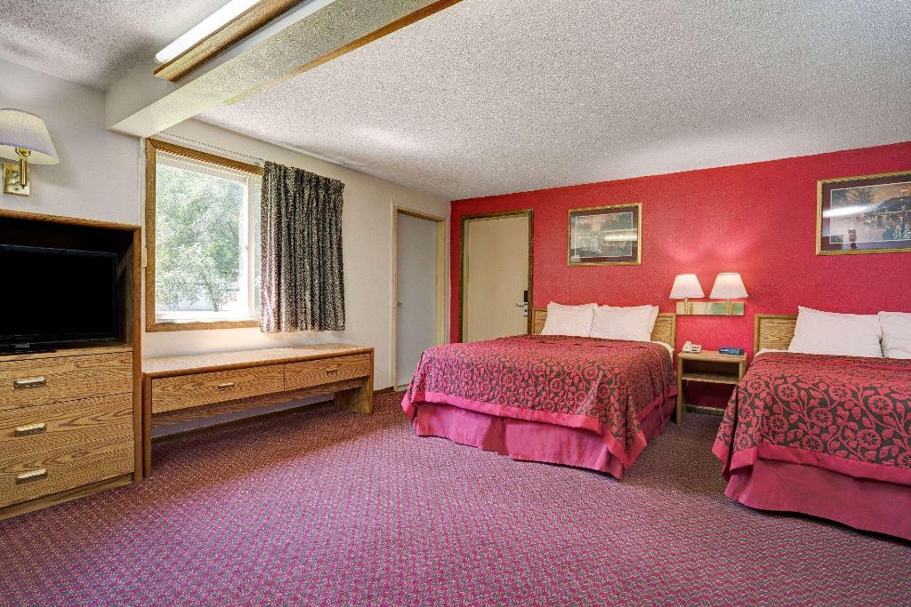 Travelodge by Wyndham Red Wing