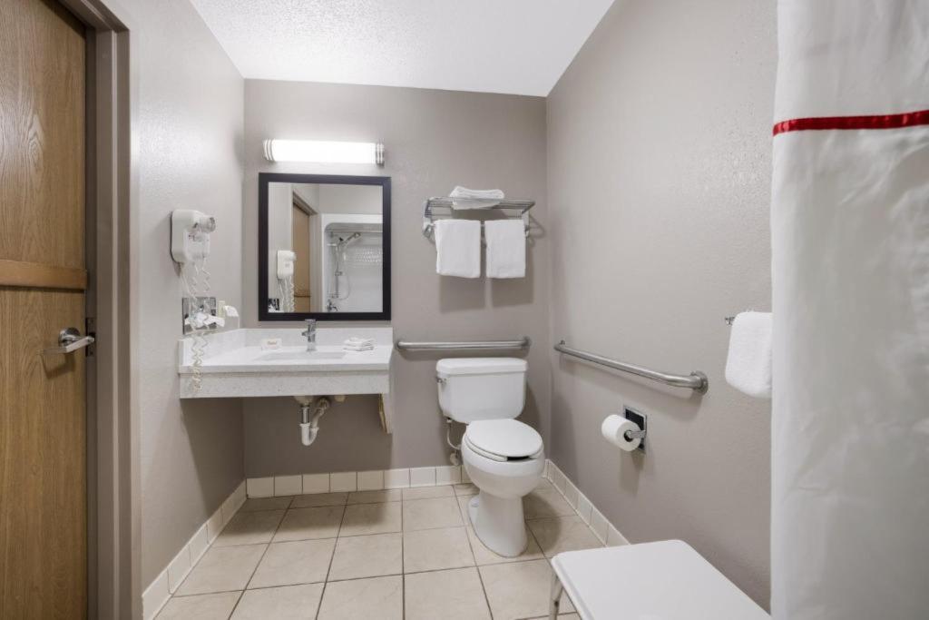 Red Roof Inn Weedsport