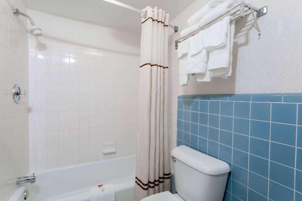 Days Inn By Wyndham Wilmington/Newark