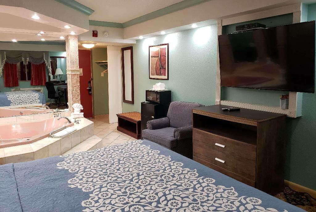 Days Inn By Wyndham Nanuet / Spring Valley