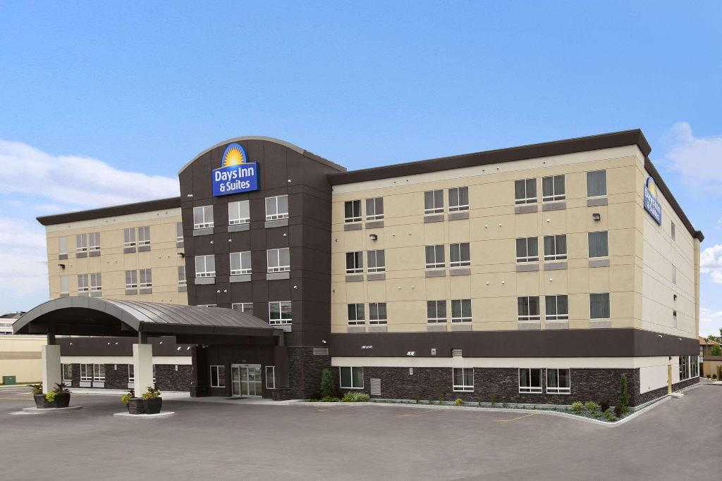 Days Inn and Suites by Wyndham Winnipeg