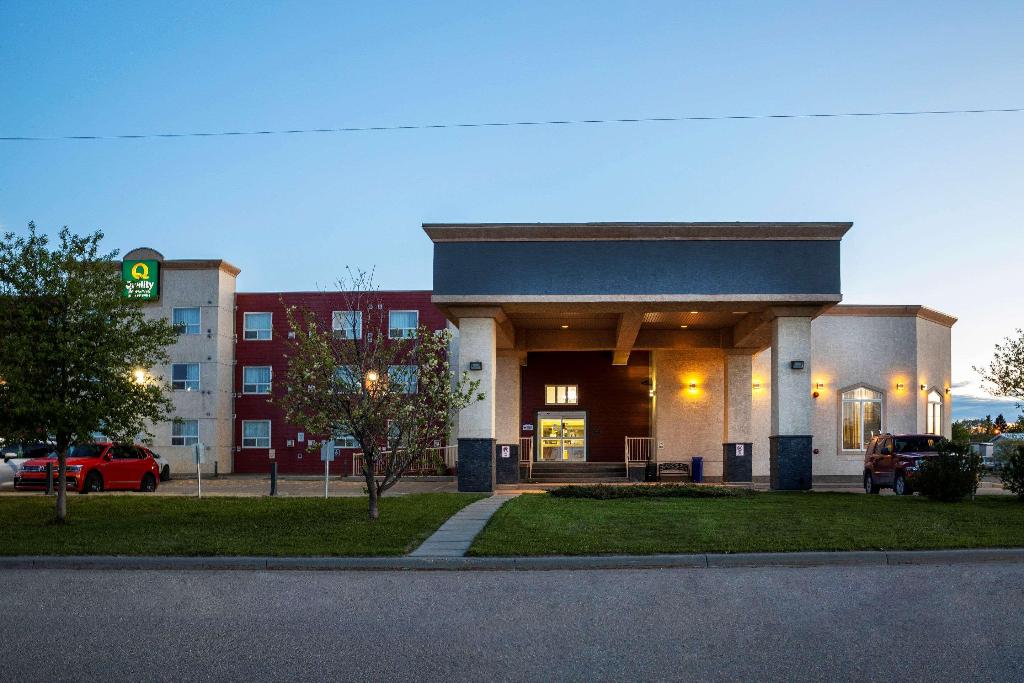 Quality Inn & Suites Whitecourt
