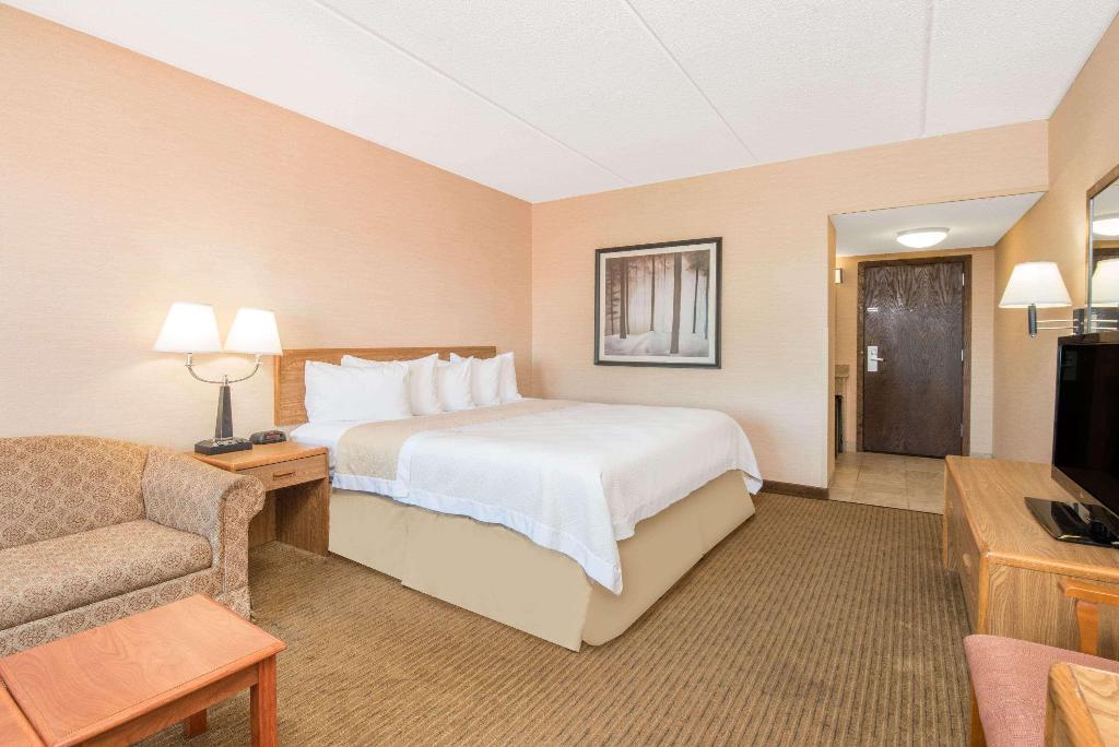 Days Inn By Wyndham Duluth Lakewalk