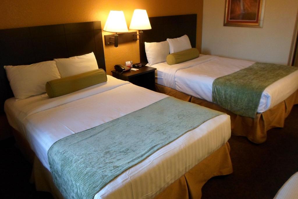 hotel-thumb