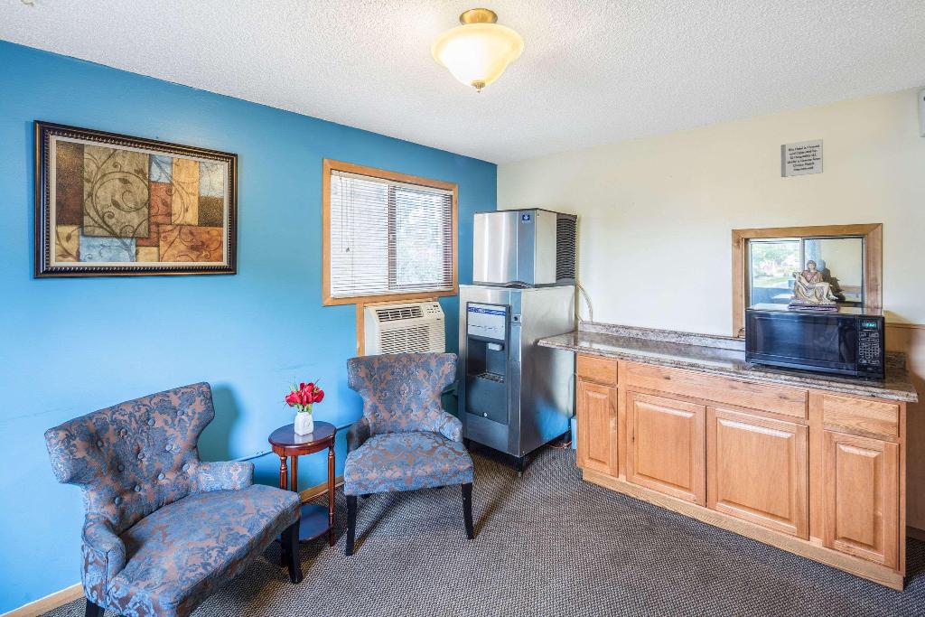 Howard Johnson By Wyndham Spokane