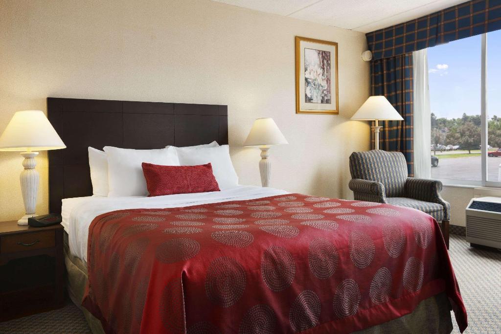 Ramada Conference Center by Wyndham Cortland