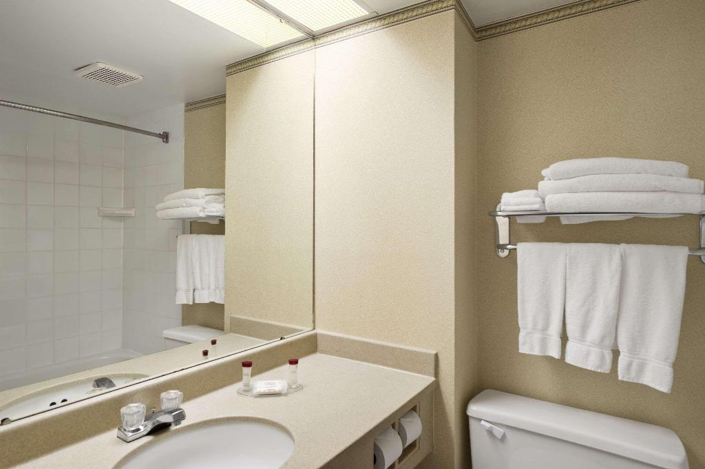 Ramada by Wyndham Trenton