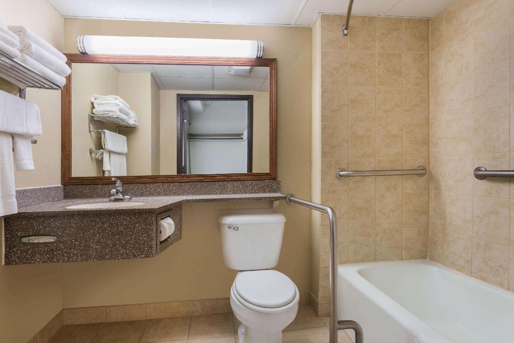 Americinn By Wyndham Janesville