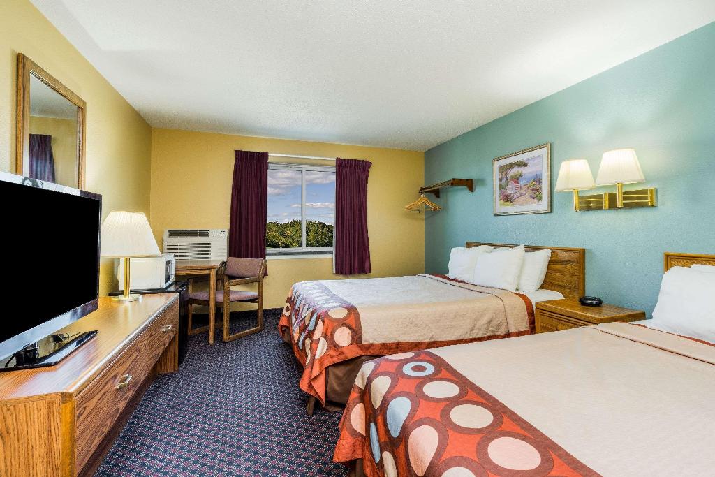 Hotel 8 Fergus Falls