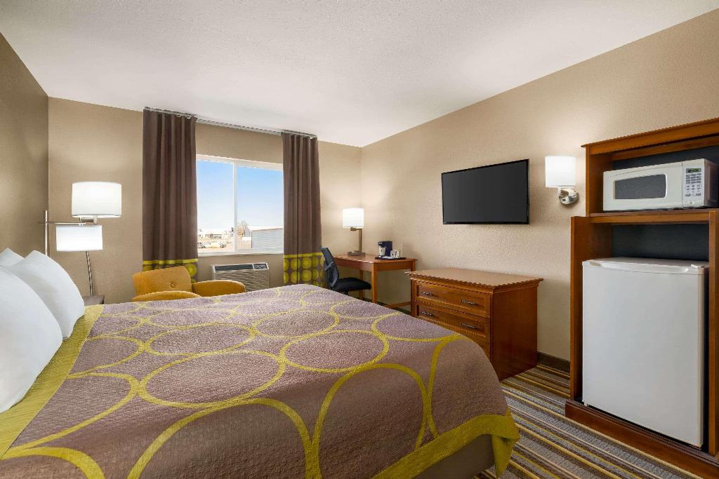 Super 8 By Wyndham Liberal Ks
