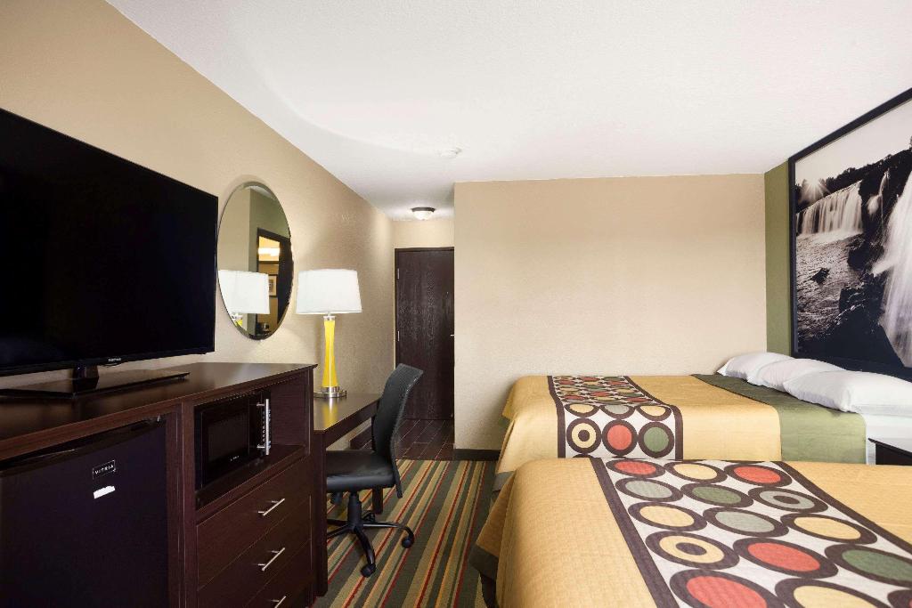Super 8 By Wyndham Joplin