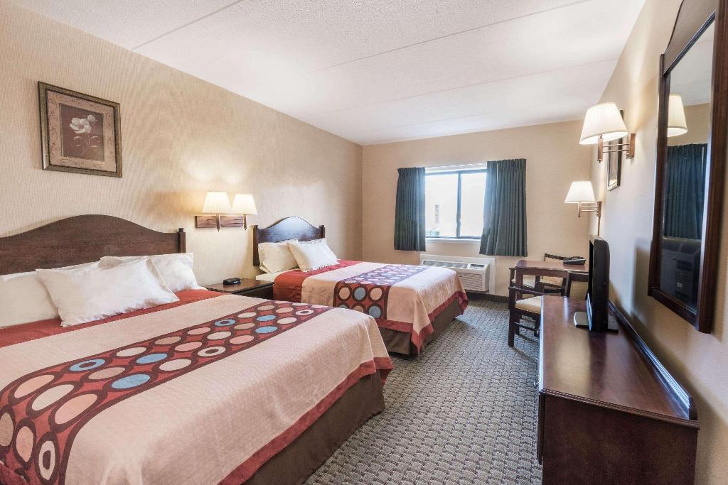 Super 8 By Wyndham Henrietta/Rochester Area