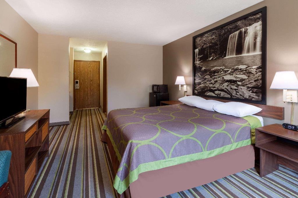 Baymont By Wyndham La Grange KY Southeast