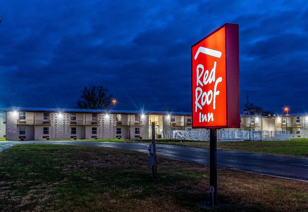 Red Roof Inn Richmond en Richmond (y alrededores) | BestDay.com