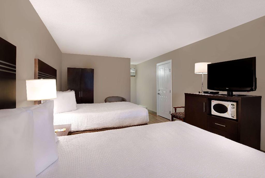 Days Inn By Wyndham Vernon