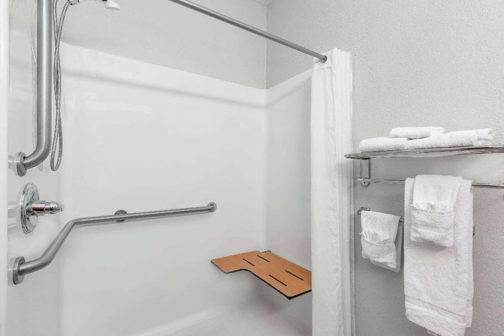 Microtel Inn & Suites By Wyndham Hoover/Birmingha