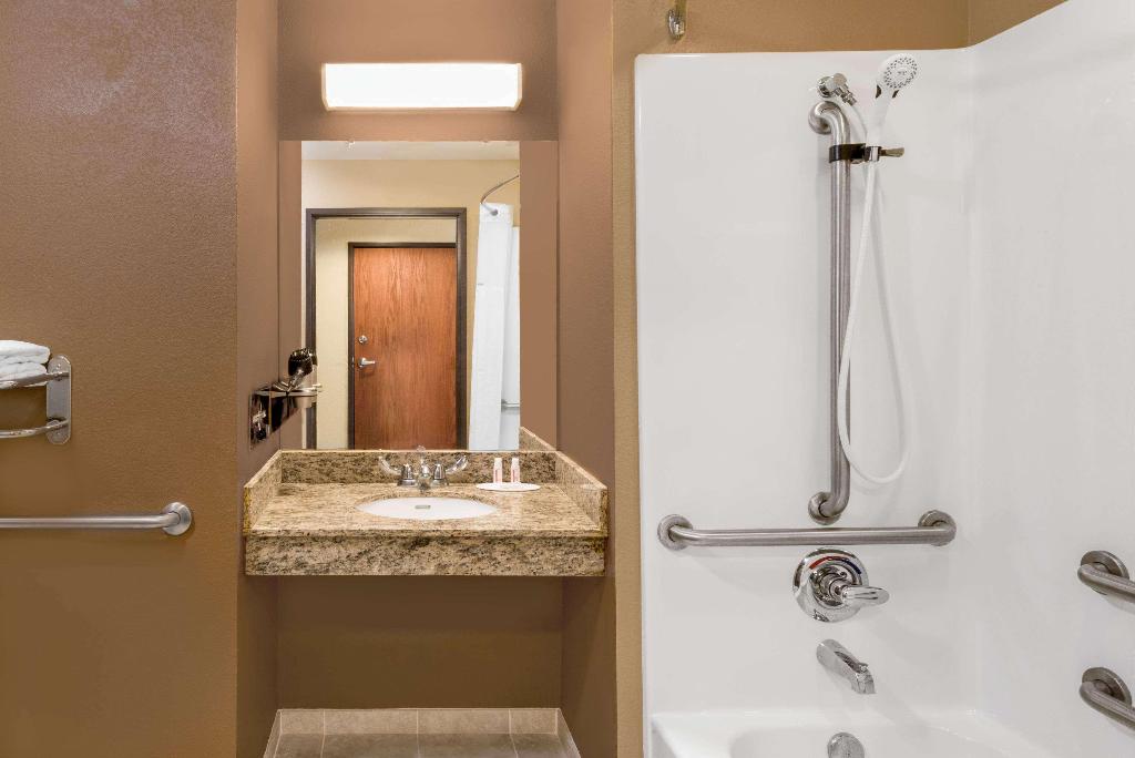 Microtel Inn & Suites By Wyndham Midland