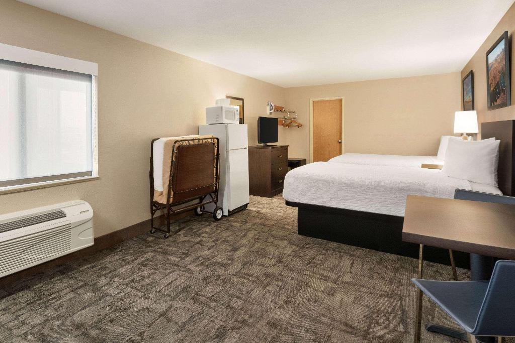 Travelodge by Wyndham Lake Havasu