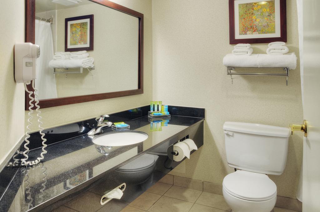 Quality Inn North Bay