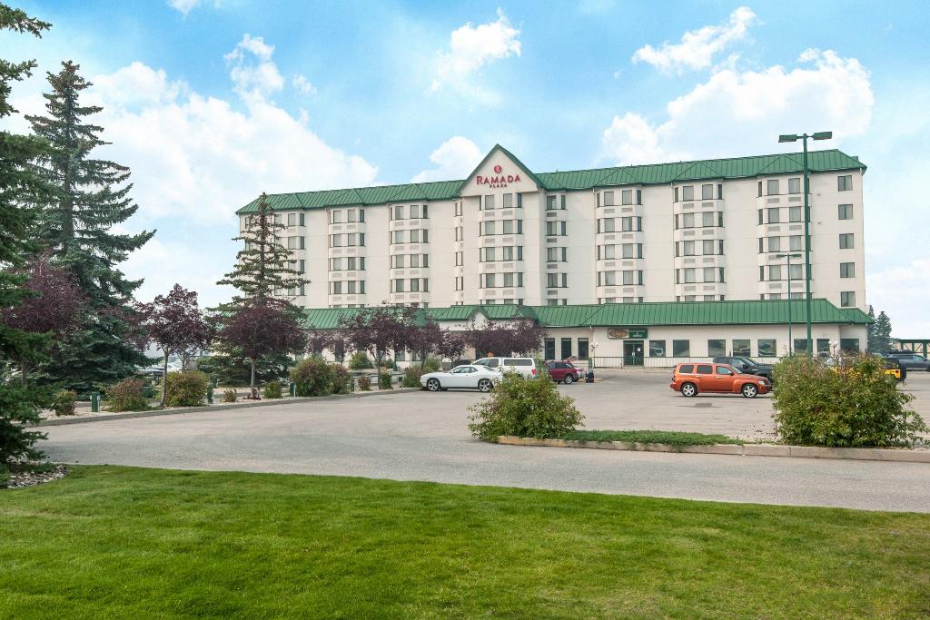 Ramada Plaza Calgary Airport Hotel and Conference Centre