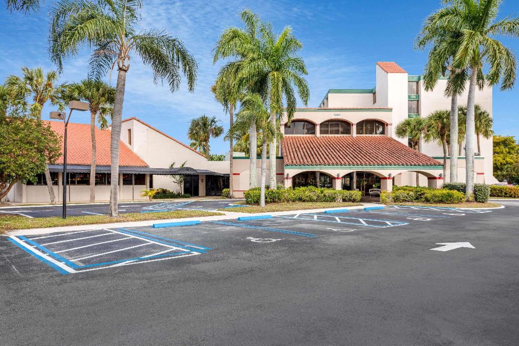 hotel-thumb