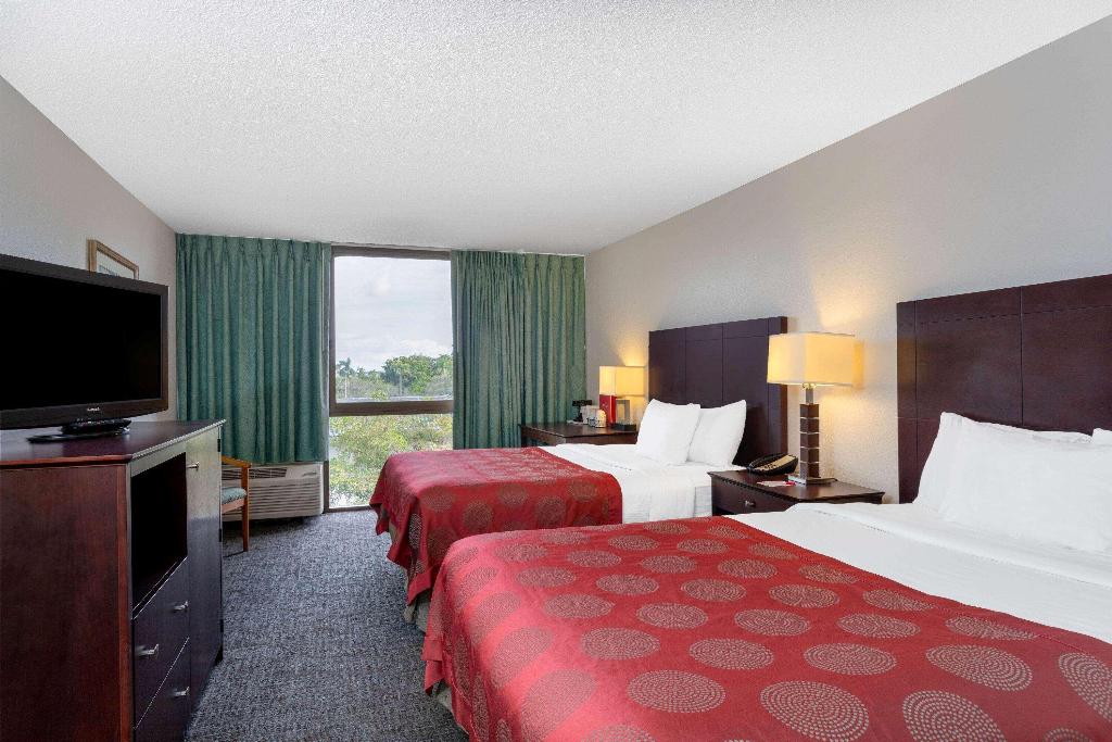 hotel-thumb