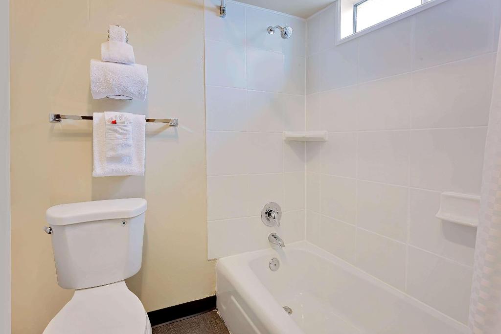 Travelodge By Wyndham Aberdeen