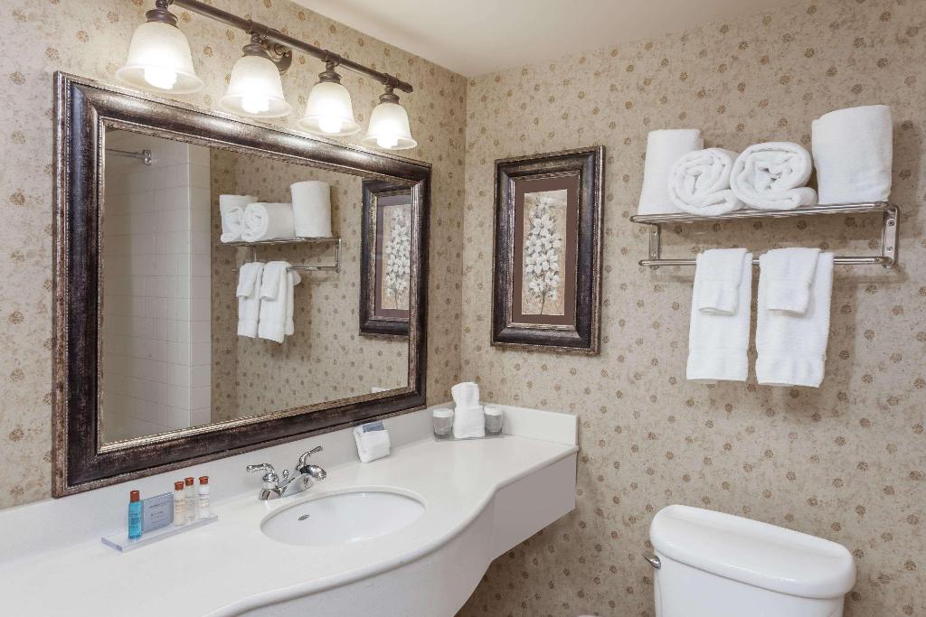 Wingate By Wyndham Peoria