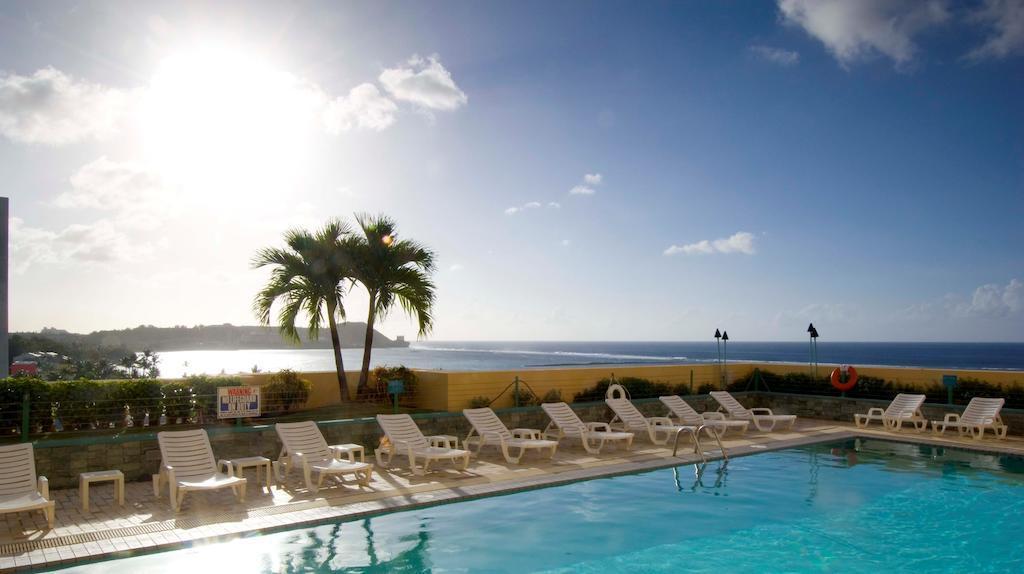 Holiday Resort & Spa - Pool