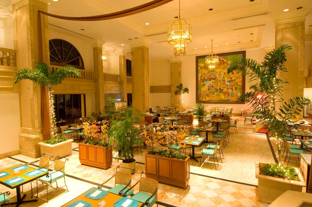 Holiday Resort & Spa - Restaurant