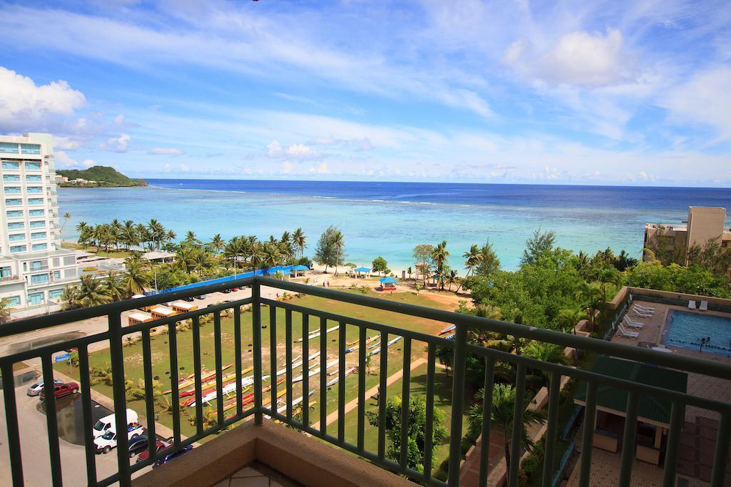 Holiday Resort & Spa - Terrace