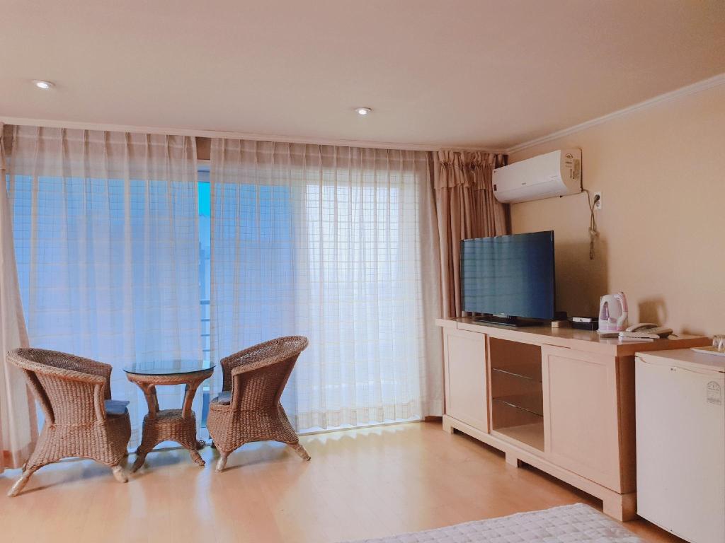 Goodinn Hotel