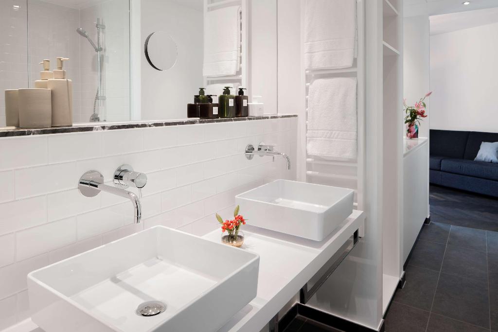 Amano Grand Central