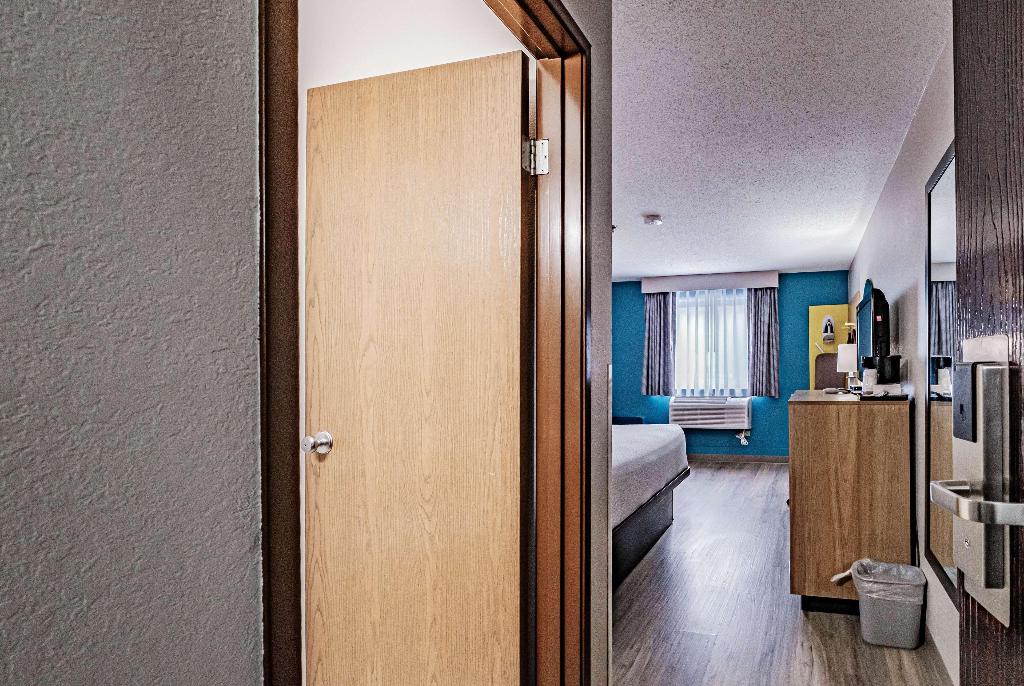 Days Inn By Wyndham Brunswick Bath Area