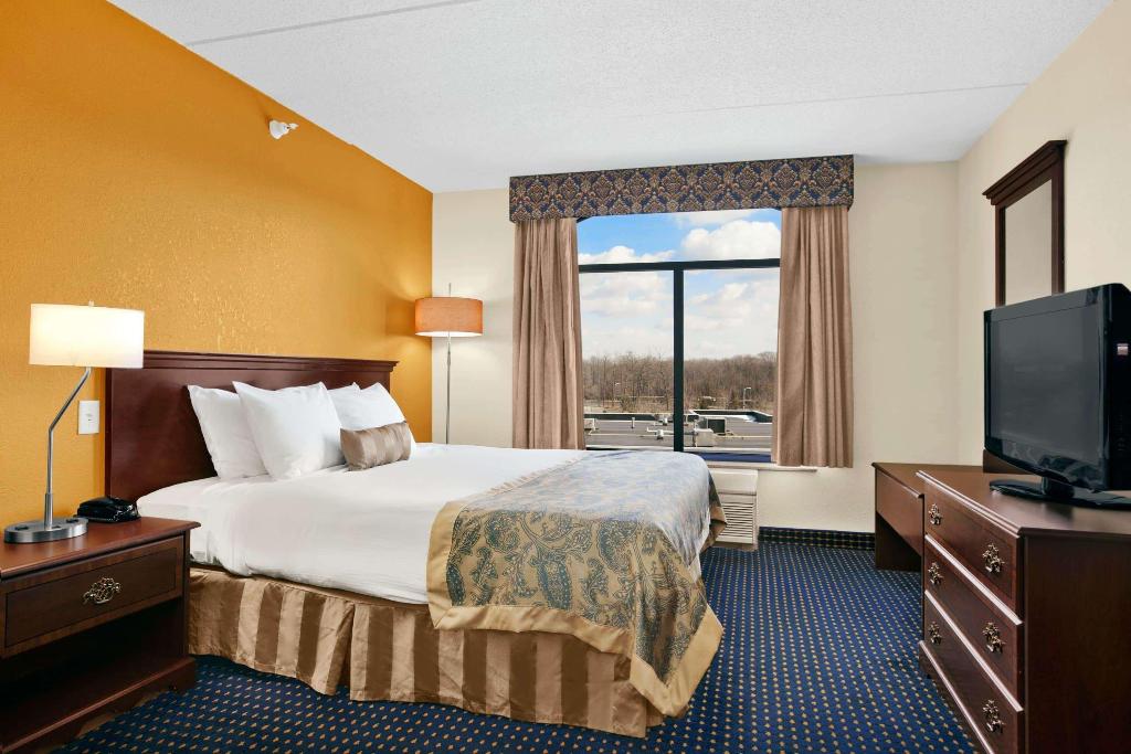 Comfort Inn and Suites Mt Laurel Cherry Hill