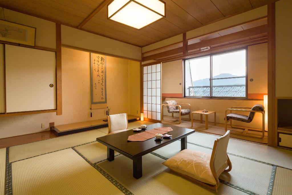 Yuyado Unzen Shinyu Hotel