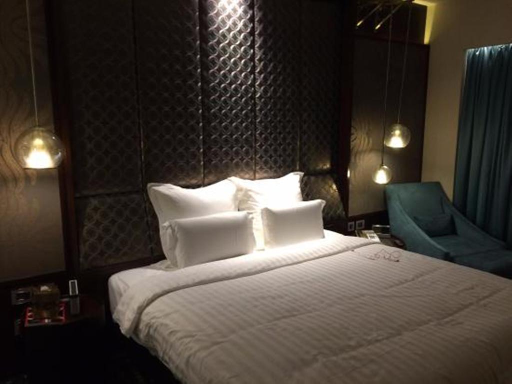 Pullman New Delhi Aerocity