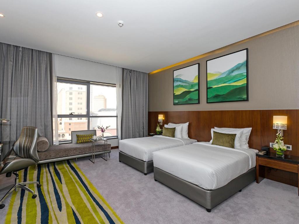 hotel-thumb