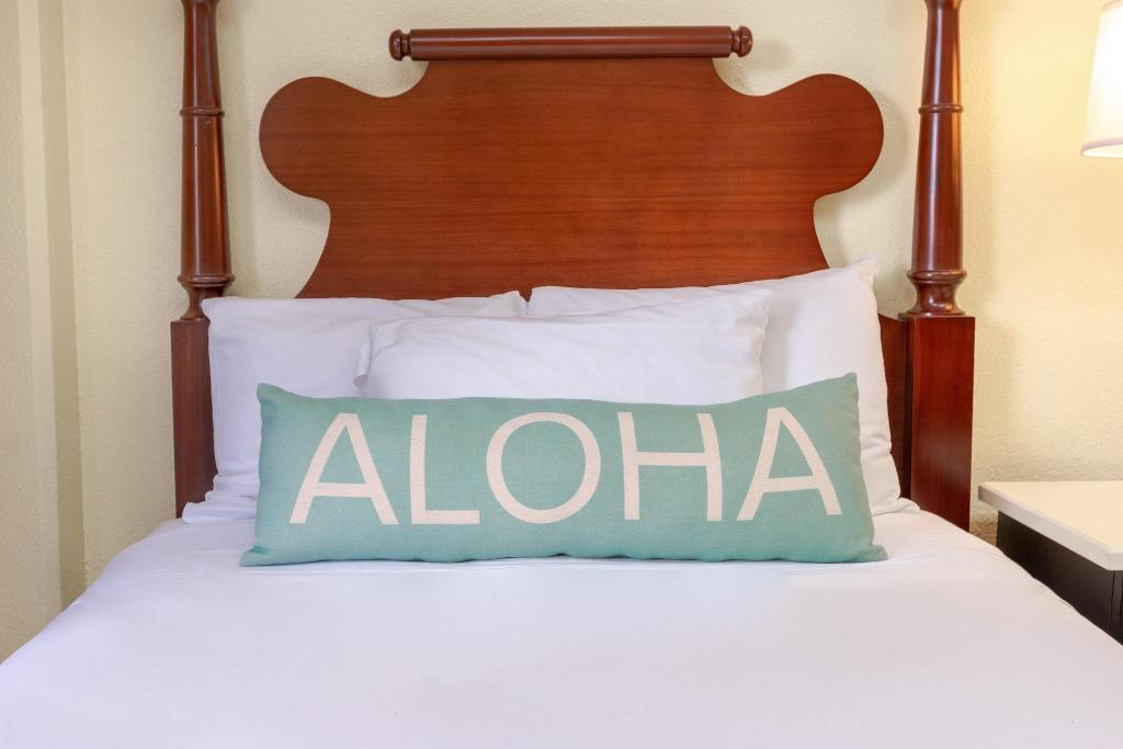 Ohia Waikiki Studio Suites